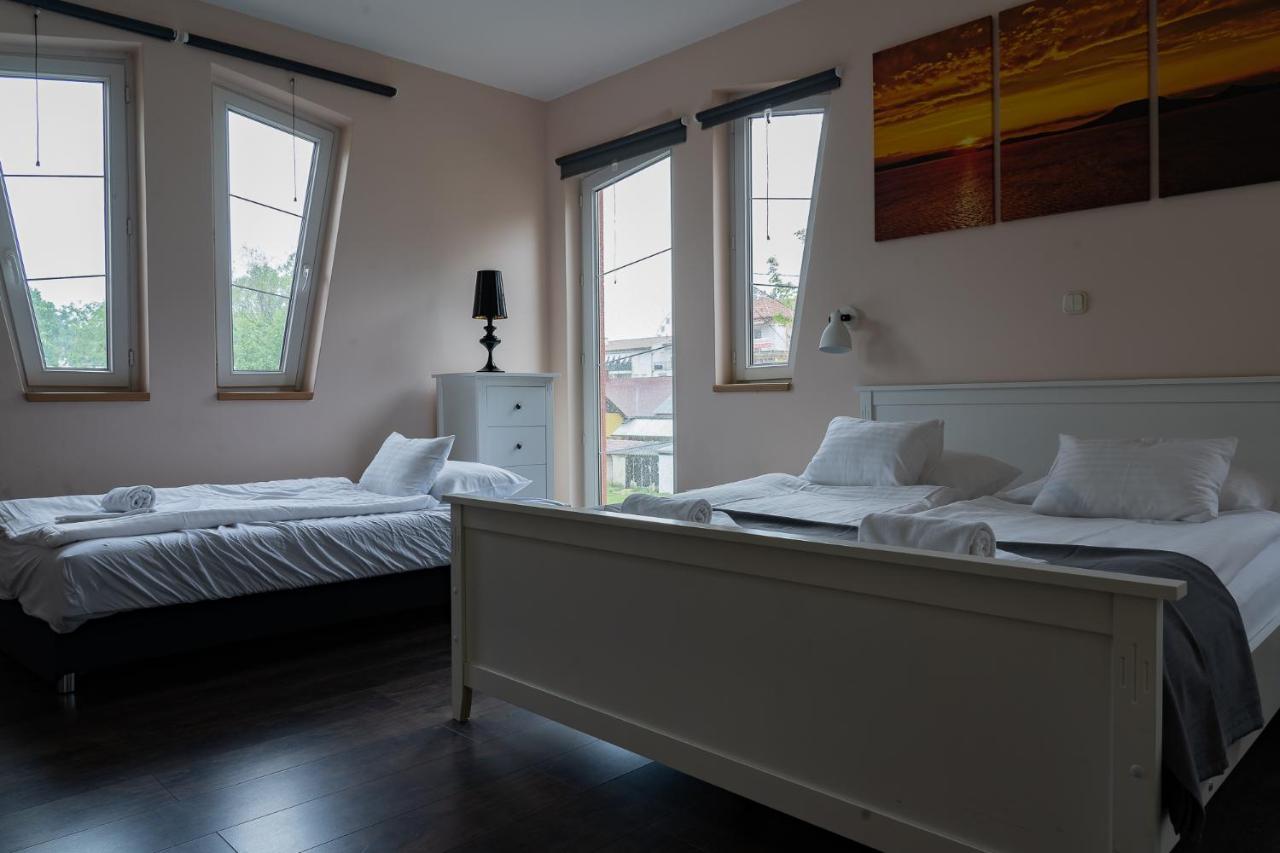 Accomo Apartmanhaz ชิโอฟก ภายนอก รูปภาพ