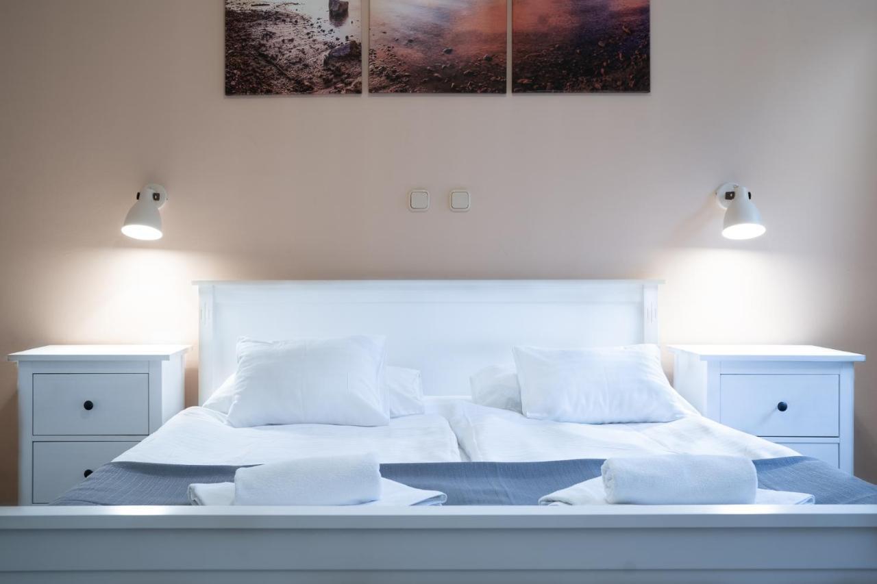 Accomo Apartmanhaz ชิโอฟก ภายนอก รูปภาพ