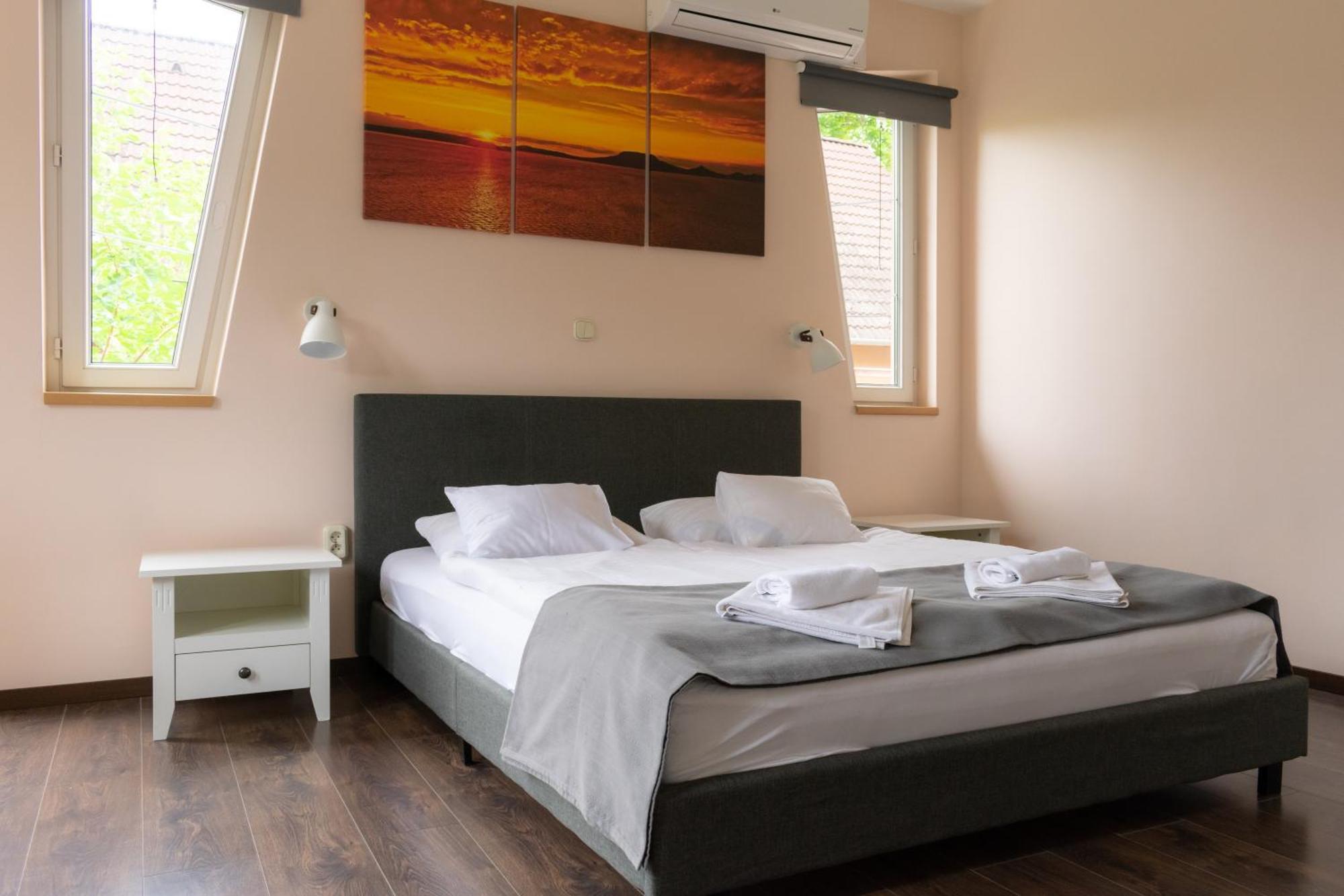 Accomo Apartmanhaz ชิโอฟก ภายนอก รูปภาพ
